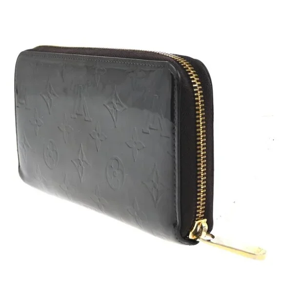 LOUIS VUITTON Zippy Long Wallet Monogram Vernis Leather Amarante M93522 67KC310
